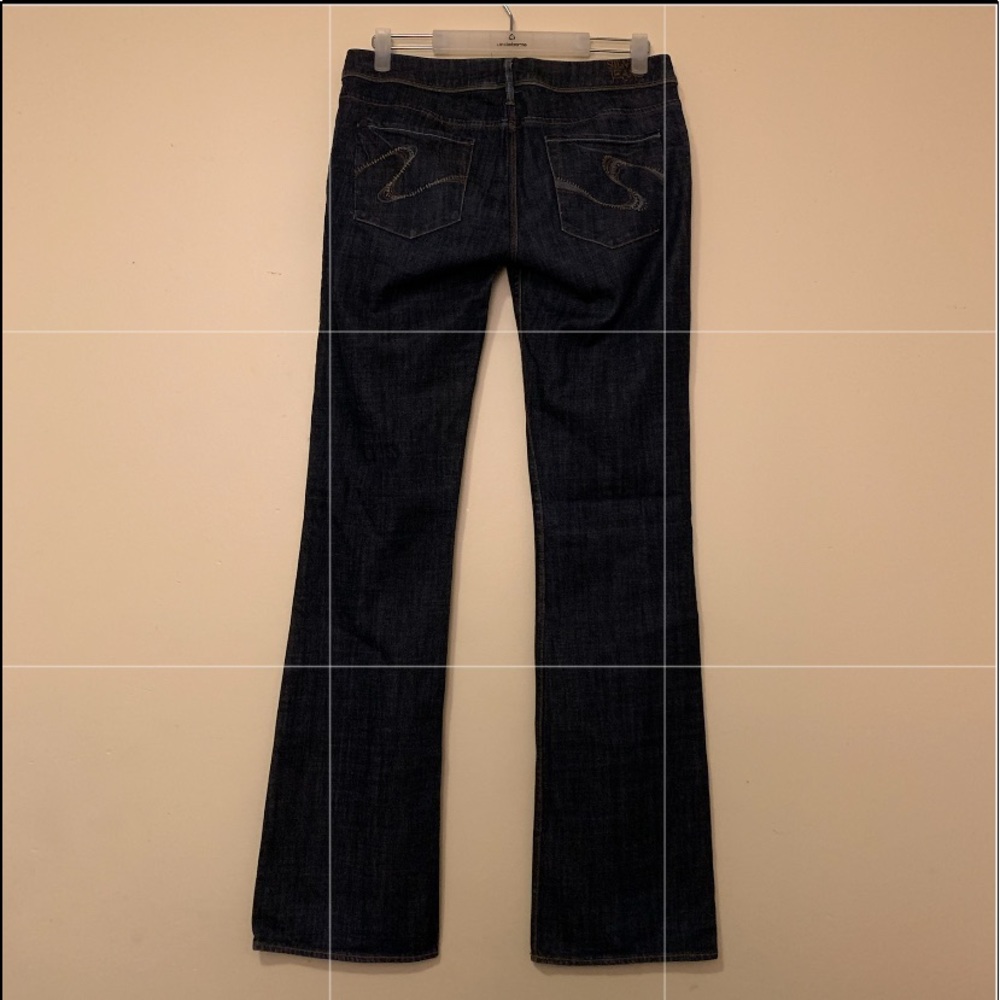 Silver Jeans - Picture 2 of 10